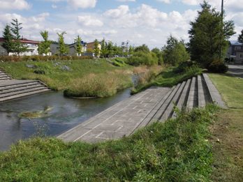 05-0001-3.JPG